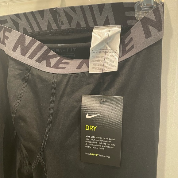 Nike men’s compression pants - Picture 3 of 3